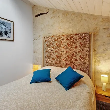 Bed & Breakfast L'authentic - D'hotes 2*