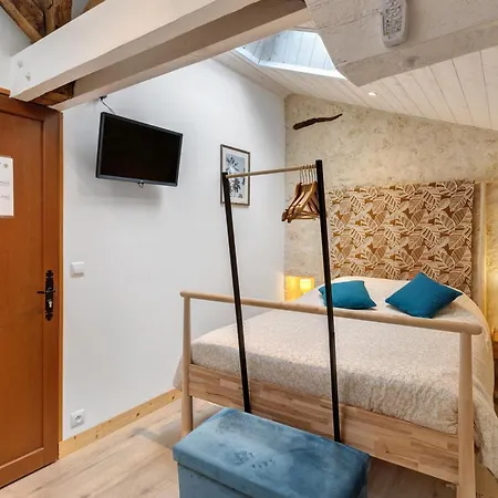 L'authentic - D'hotes Bed & Breakfast 2*