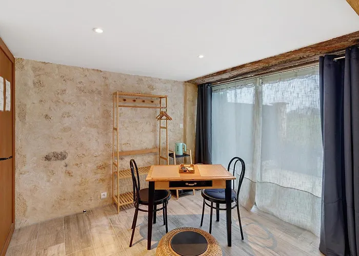 L'authentic - D'hotes Bed and breakfast 2*